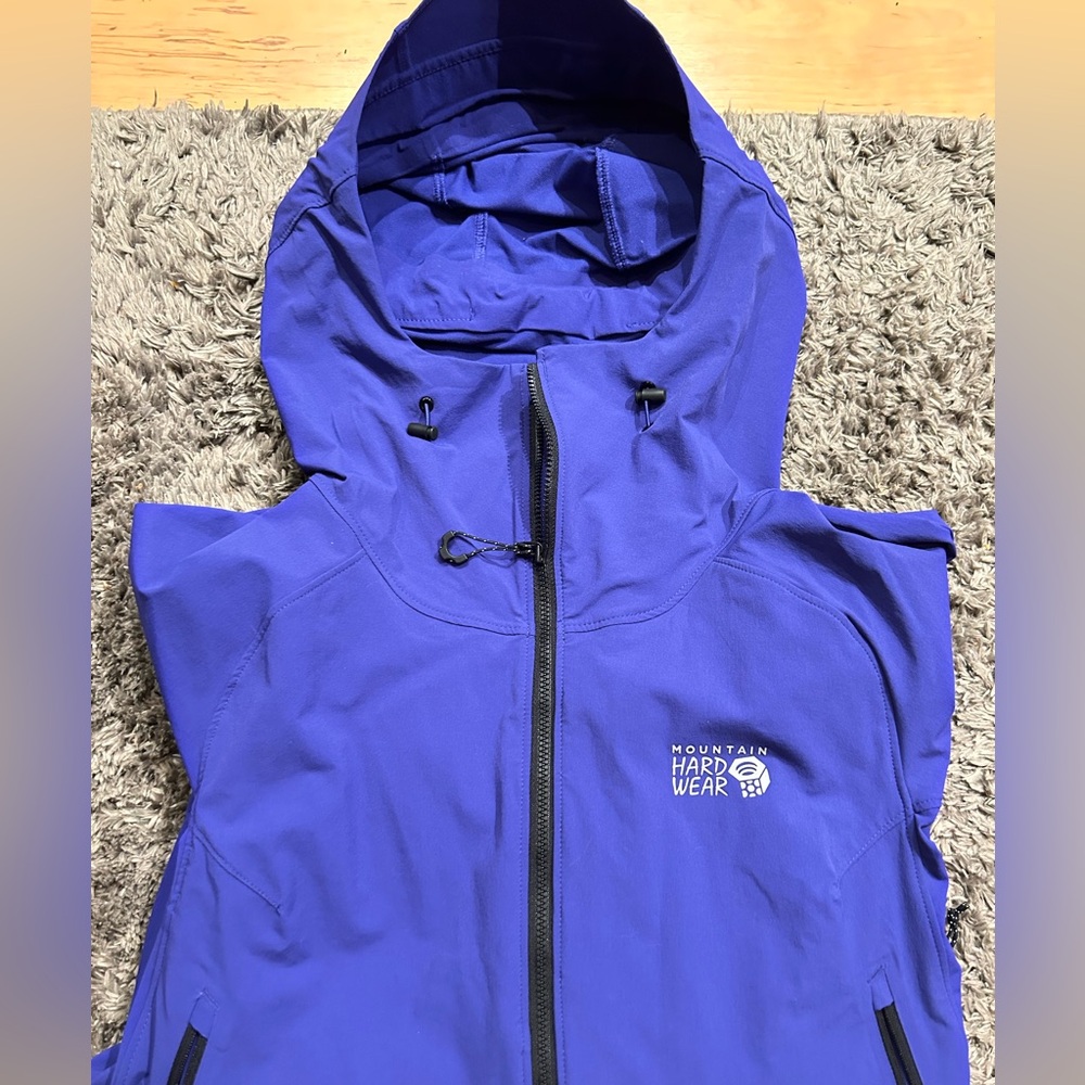 Mountain hardware Chockstone Alpine LT hooded jacket